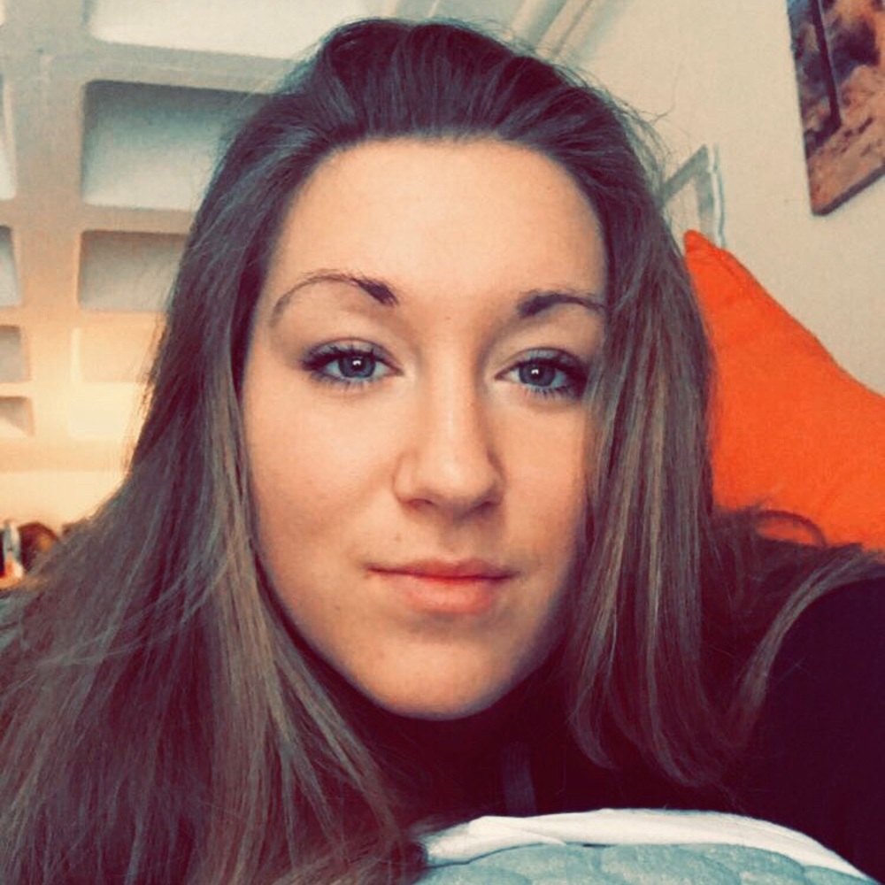 Meet your Posher, Emily